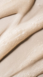 NATULIQUE Nourishing Anti-Frizz Hairwash